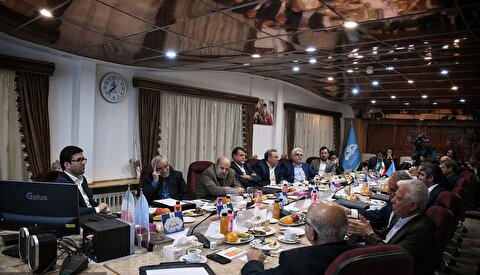 نشست هم‌اندیشی مدیران عامل ادوار شرکت ملی پالایش و پخش فرآورده‌های نفتی برگزار شد
