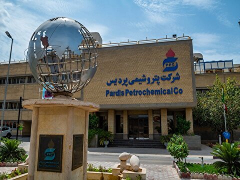 «شپدیس» صدرنشین رتبه‌بندی TOPSIS در سال ۱۴۰۴؛ جهش چشمگیر «کرمانشا» و سقوط سنگین «شخارک» در میان پتروشیمی‌ها