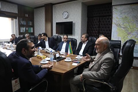 انتقال حساب‌های شرکت‌های نفت و پتروشیمی به خوزستان تا نیمه امسال اجرایی می‌شود