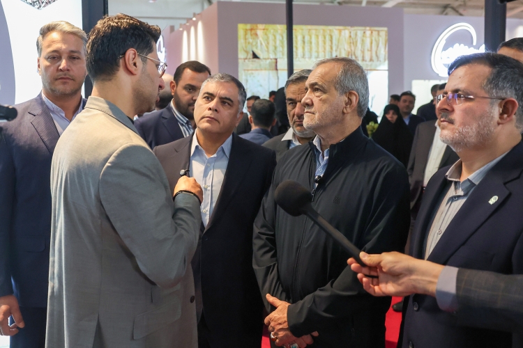 بازدید از بیست و نهمین نمایشگاه بین‌المللی نفت