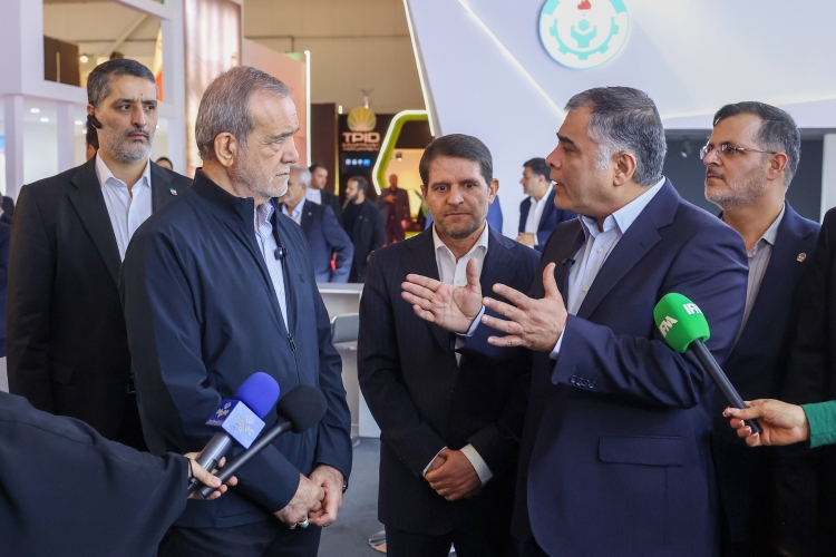 بازدید از بیست و نهمین نمایشگاه بین‌المللی نفت