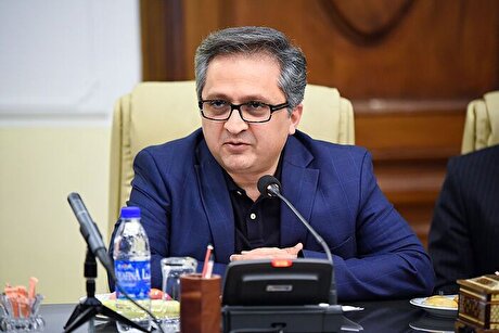 صنعت نفت با وجود همه تحریم‌ها و فشار‌ها پابرجاست