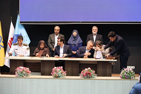 امضای تفاهم‌نامه جایگزینی ۲۰ هزار موتورسیکلت بنزینی با برقی