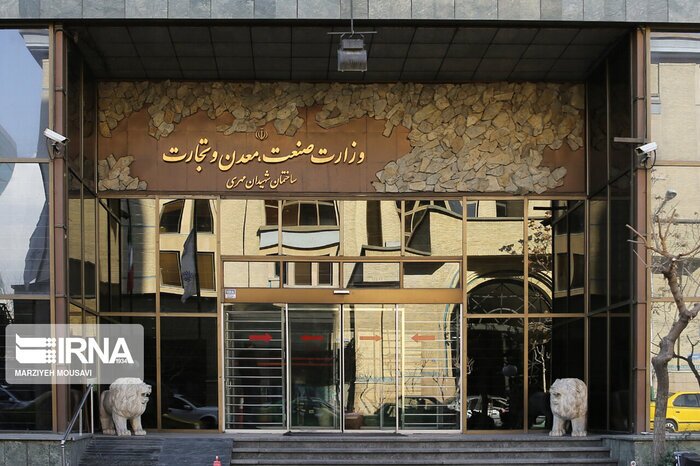 سهم ۱۹ درصدی صنعت پتروشیمی از ارزش افزوده کشور