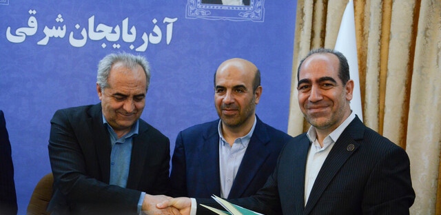 کلنگ‌زنی ۱۱ واحد نیروگاه خورشیدی سه مگاواتی در تبریز