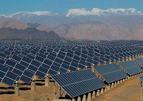 آغاز عملیات اجرایی نیروگاه خورشیدی ۲۴۰ مگاواتی مرند