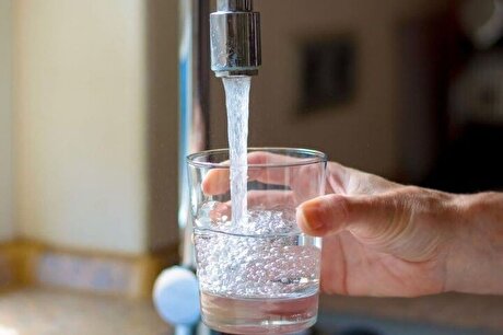 علت رنگی بودن آب واحد مسکونی بازیگر معروف چه بود؟