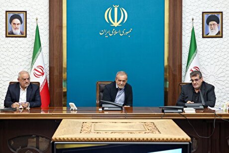 تأکید پزشکیان بر ضرورت ایجاد تغییرات بنیادین در رفتار مدیریت دولتی در مدیریت هزینه و مصرف انرژی