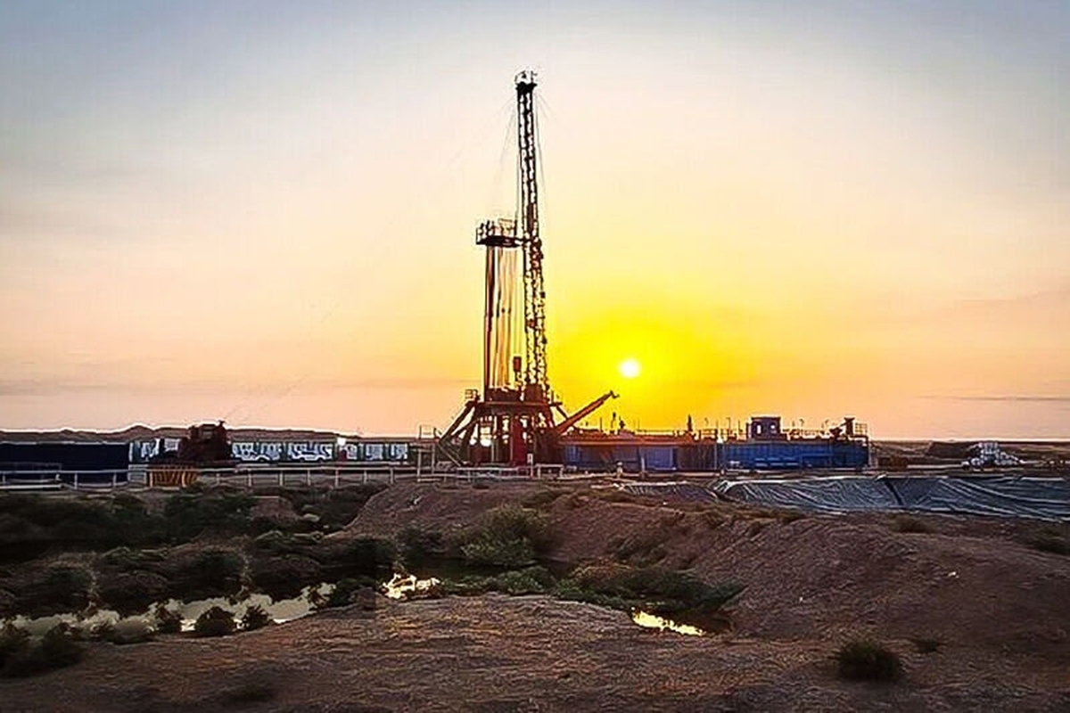به‌کارگیری فناوری نوین «حفاری شعاعی» در میدان آبان