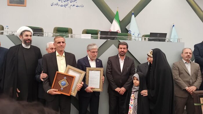 وزیر علوم: هوش مصنوعی به اندازه انرژی هسته‌ای حق مسلم ماست