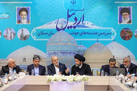 سپردن مدیریت به افراد شایسته تنها راه حل مشکلات کشور است / بحران آب و انرژی با مشورت علمی و صرفه‌جویی قابل مهار است