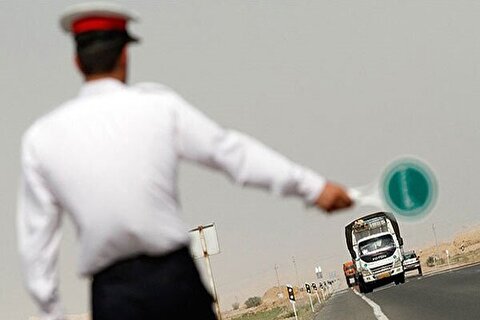 توقیف تانکر حمل گاز با راننده ۱۴ ساله+ فیلم