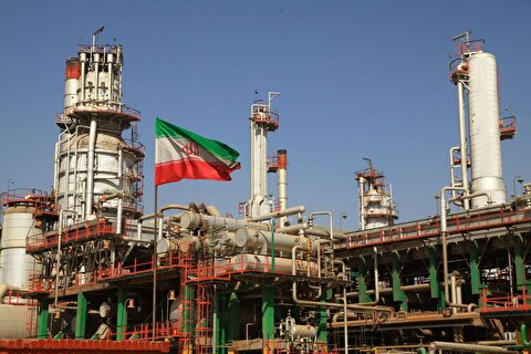 برنامه افزایش ۶۶ درصدی تولید بنزین یورو ۴ در پالایشگاه آبادان