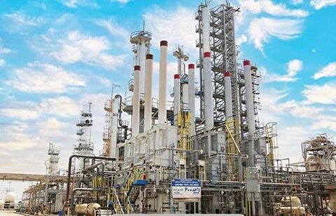 حلقه نهایی زنجیره PVC پتروشیمی آبادان تکمیل شد