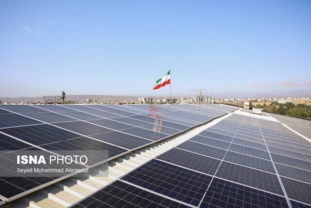نسخه دولت برای عبور از ناترازی برق؛ پروژههای خورشیدی سرعت گرفت نسخه دولت برای عبور از ناترازی برق؛ پروژههای خورشیدی سرعت گرفت