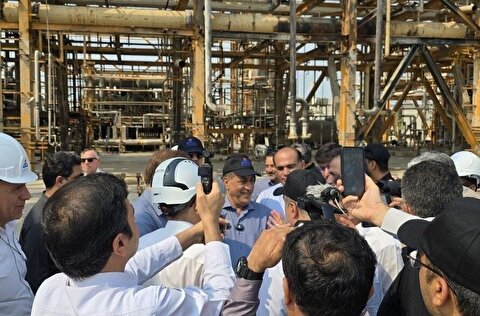 بازدید معاون اجرایی رئیس‌جمهور از مجتمع گاز پارس جنوبی