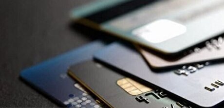 وزارت اقتصاد صرفاً مسوول انتقال سهمیه سوخت به کارت بانکی است