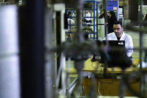 دانش ایرانی به محصولات صنعتی پتروشیمی تبدیل می‌شود